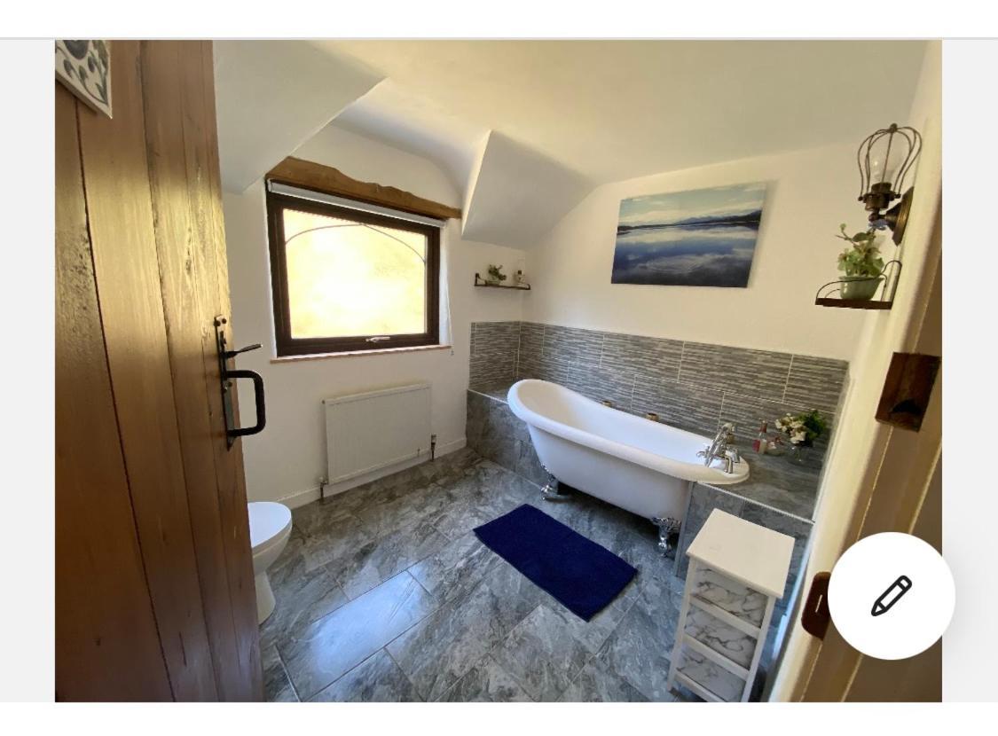 Beautiful Secluded Farmhouse With Hot Tub Villa Barmouth Exterior foto