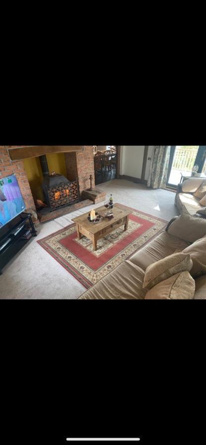 Beautiful Secluded Farmhouse With Hot Tub Villa Barmouth Exterior foto