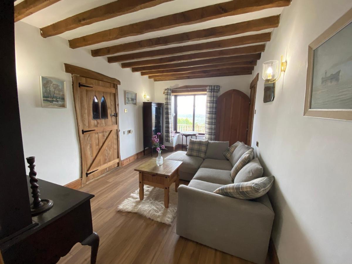 Beautiful Secluded Farmhouse With Hot Tub Villa Barmouth Exterior foto