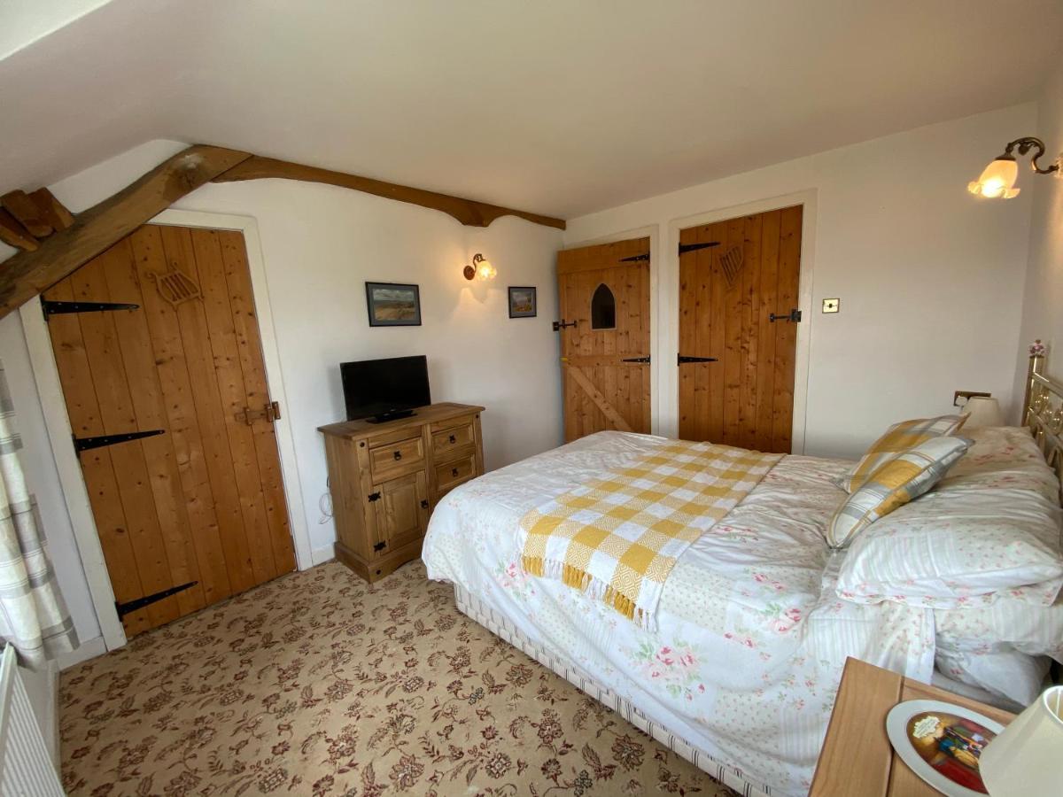 Beautiful Secluded Farmhouse With Hot Tub Villa Barmouth Exterior foto