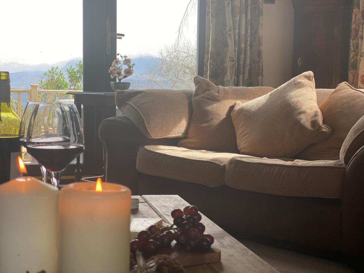 Beautiful Secluded Farmhouse With Hot Tub Villa Barmouth Exterior foto