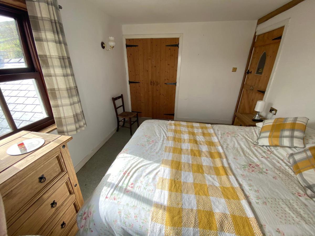 Beautiful Secluded Farmhouse With Hot Tub Villa Barmouth Exterior foto