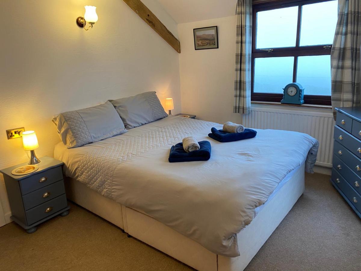 Beautiful Secluded Farmhouse With Hot Tub Villa Barmouth Exterior foto